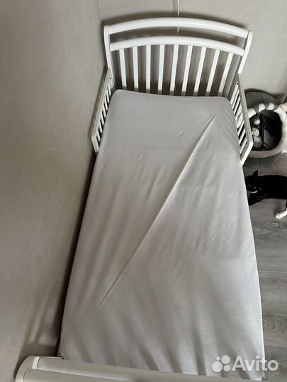 Детская кровать от 3 лет с матрасом бу