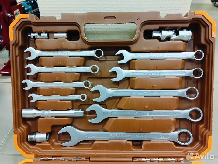 Набор инструментов Форстайм 82