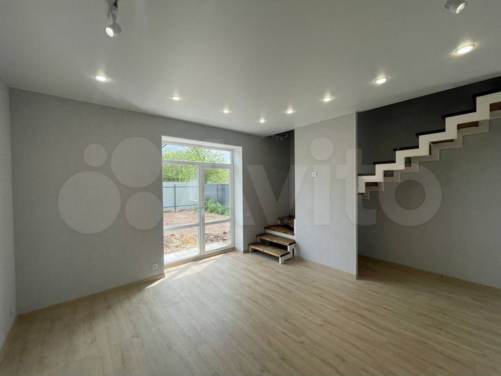 Дом 106 м² на участке 3,7 сот.