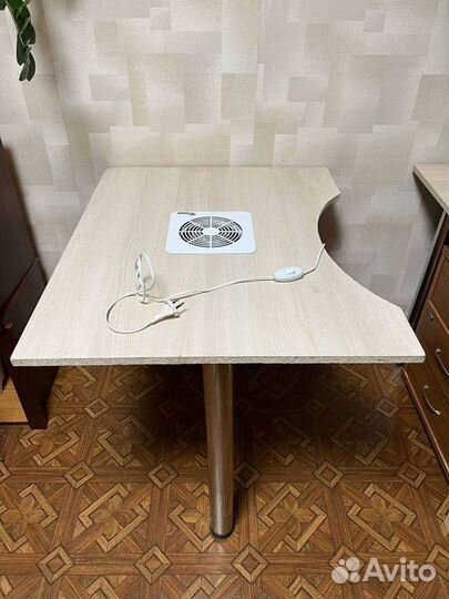 Встраиваемая вытяжка для маникюра Buran