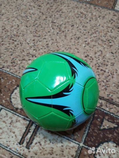 Футбольный мяч