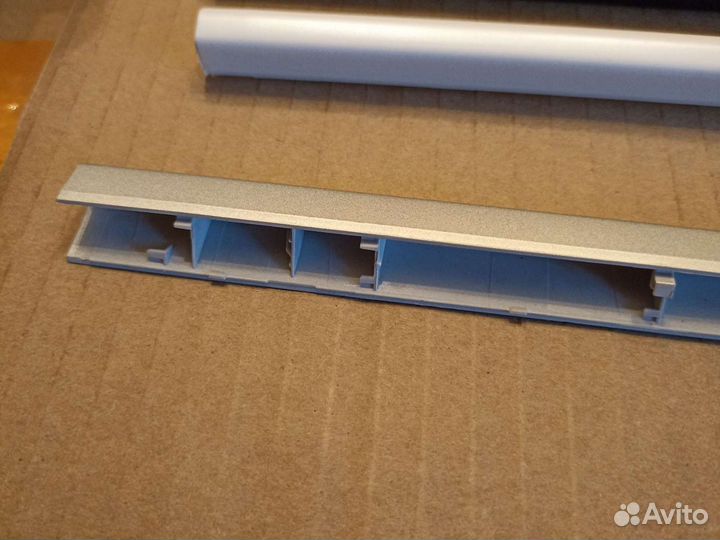 Новая крышка петель lenovo 330-15 серебристая