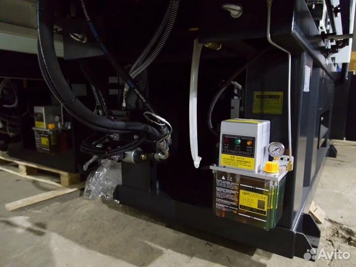 Teрмoпластавтомат горизонтальный 170 тонн