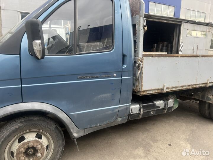 Водитель на газель