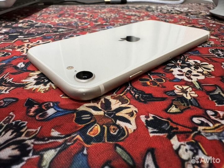 iPhone SE (2022), 256 ГБ