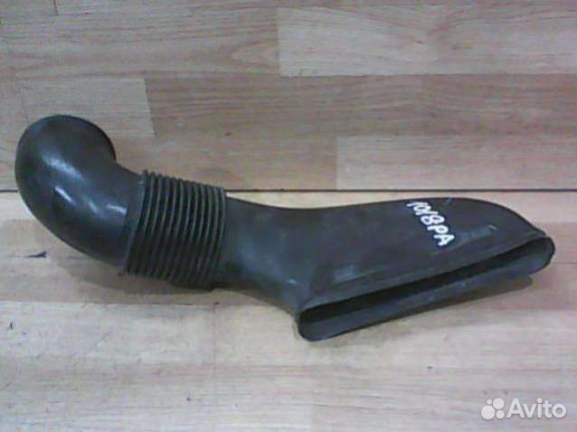 Патрубок воздушного фильтра Volvo S80