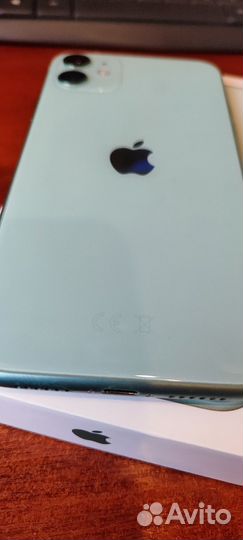 iPhone 11, 64 ГБ