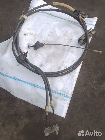 Тросик ручника Ford focus 1 1.8 115 л.с