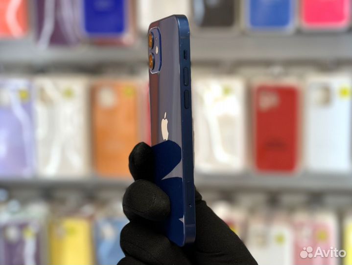 iPhone 12, 64 ГБ