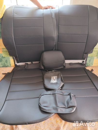 Передние чехлы универсальный новые