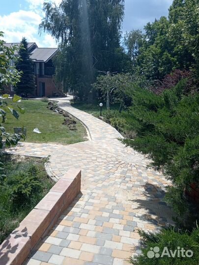 Кладка брусчатки