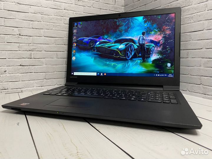 Игровой ноутбук Lenovo i5/8Gb/240SSD/2видеокарты