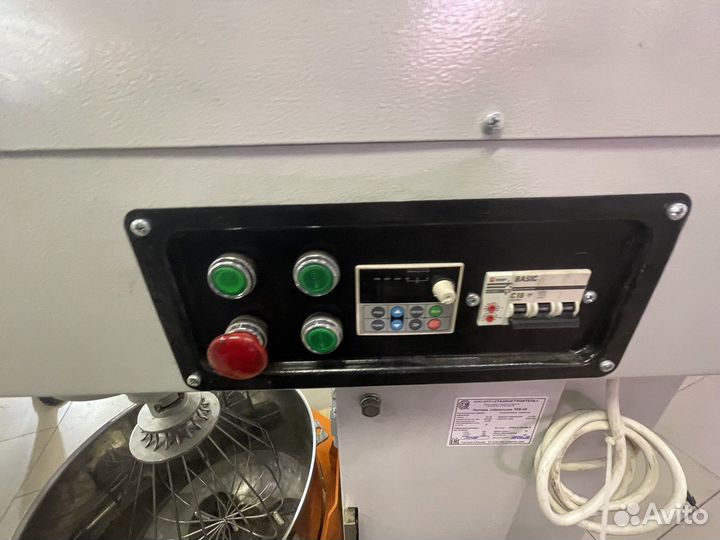 Планетарный тестомес миксер