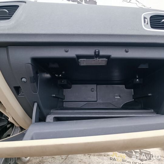 Бардачок Volvo S60 II (2010-2013) Цвет: Бежевый