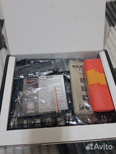 Комплект Huananzhi QD4 не рабочая