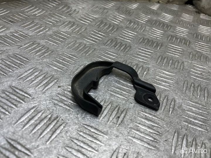 Крепление радиатора Nissan Teana J32 VQ25DE 2008