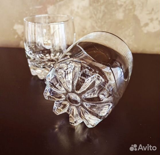 Пивные кружки и бокалы