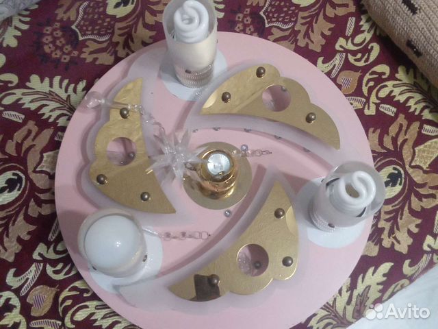 Люстра с пультом рабочая