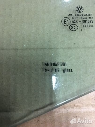 5n845201 VW Tiguan Стекло водительской двери