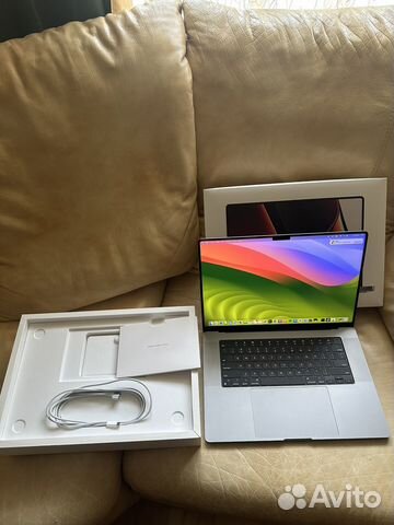 Apple MacBook Pro 16 M1 Pro (16+512) купить в Санкт-Петербурге ...