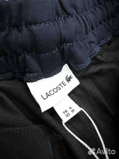 Шорты Lacoste