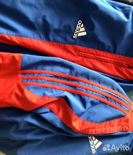 Мужской спортивный костюм