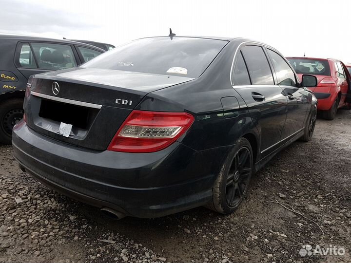 Разборка Мерседес C320 w204 OM642 2009 на запчасти