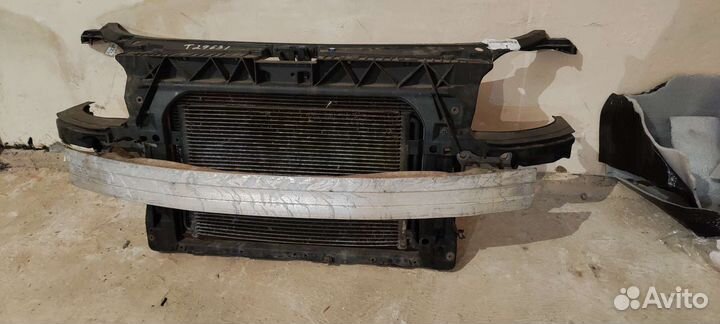 Телевизор всборе audi TT 8N