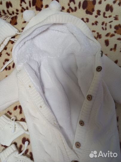 Вязаный комбинезон и одеяло на меху