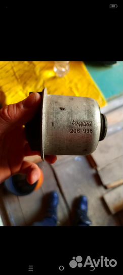 Сайлентблок на Opel Astra H 1.8, 140л.с