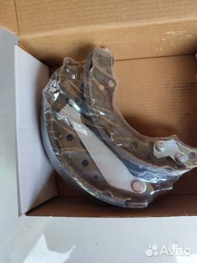 Тормозные колодки задние на volkswagen polo