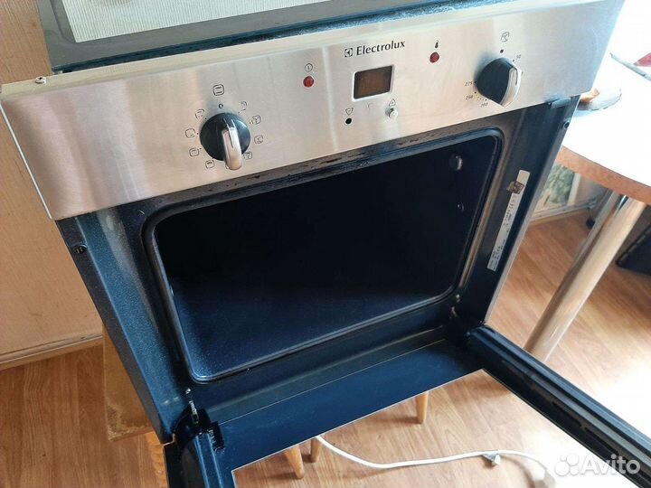 Духовой шкаф