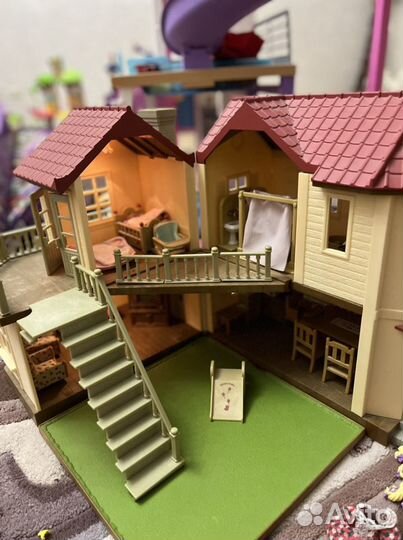 Дом для кукол Sylvanian Families
