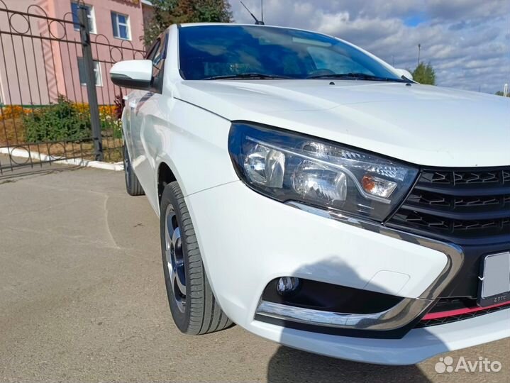 LADA Vesta 1.6 МТ, 2017, 172 000 км