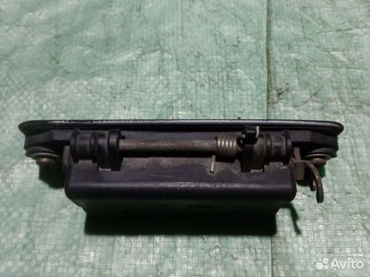 Ручка двери задняя левая Audi 80 B3