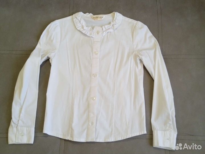 Блузки разные, для начальной школы