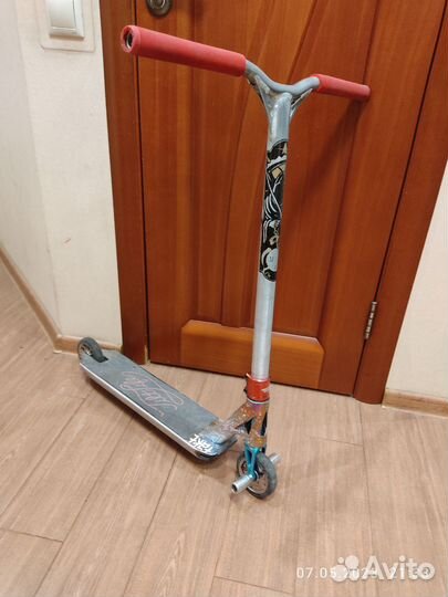 Продается трюковой самокат