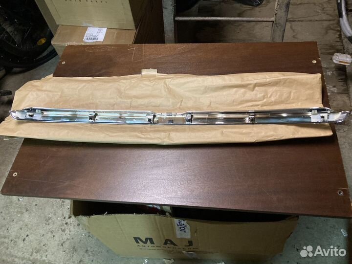 Молдинг капота хром Toyota Rav4 30 2010-2012