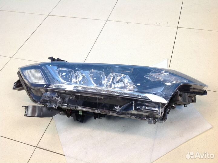 Фара правая Mitsubishi Outlander (GF) 8301C854