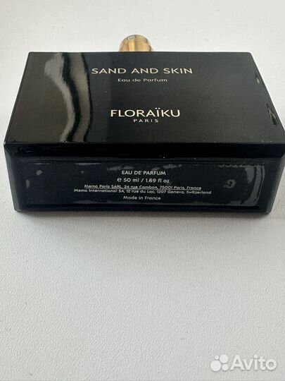 Floraiku sand and skin