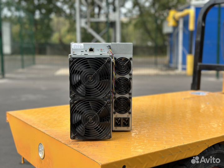 AntMiner S19j Pro 100 Th/s хорошее состояние