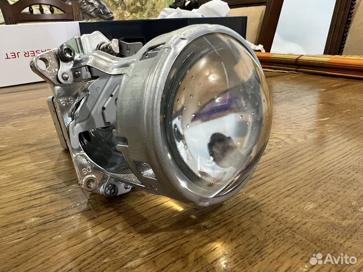 Биксеноновые линзы от skoda octavia a7