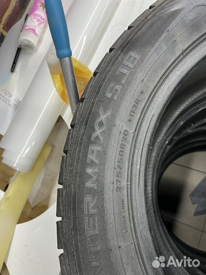 Dunlop Winter Maxx SJ8 275/50 R20