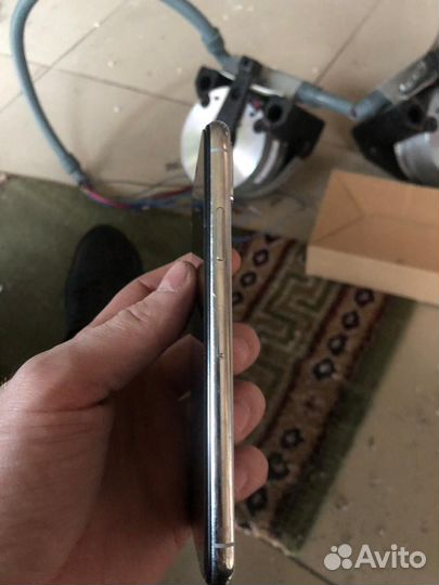 iPhone X, 64 ГБ