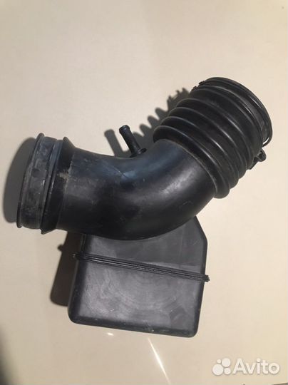 Резонатор воздушного фильтра Kia 28139-2D250