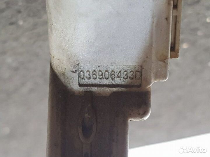 Датчик положения коленвала Seat Ibiza cggb 2011