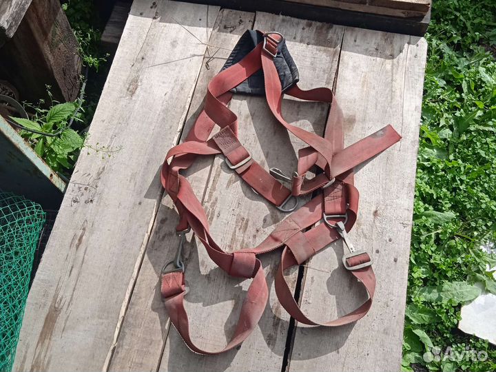 Страховочная система привязь обвязка