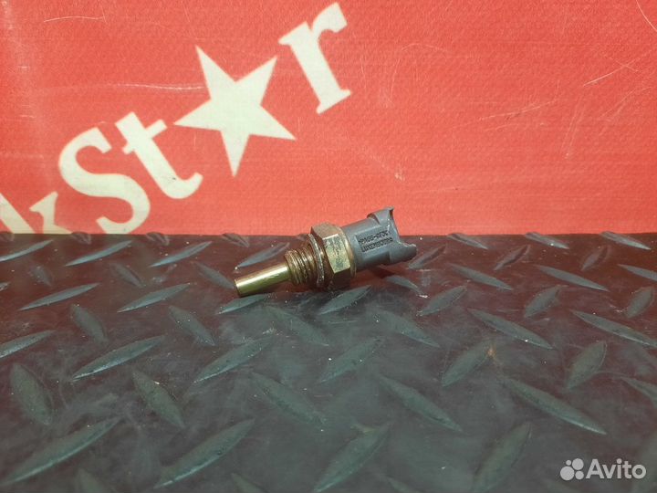 Датчик температуры охлаждающей жидкости