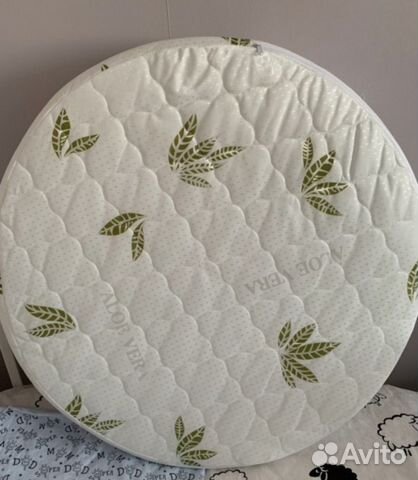 Матрас и непромокаемые наматрасники