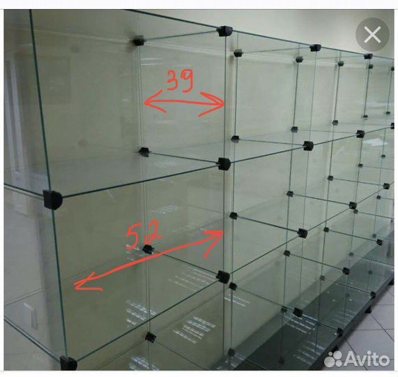 Витрина стеклянная